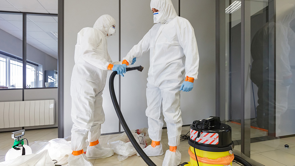 Exempel på rengöring med dammsugare.